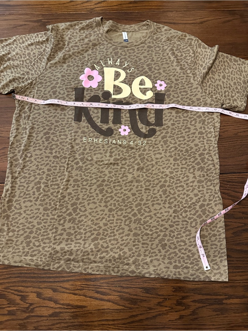 Always Be Kind Womens Leopard Print Graphic Tee - Brown & Pink 3X - Last One - Picture 3 of 7